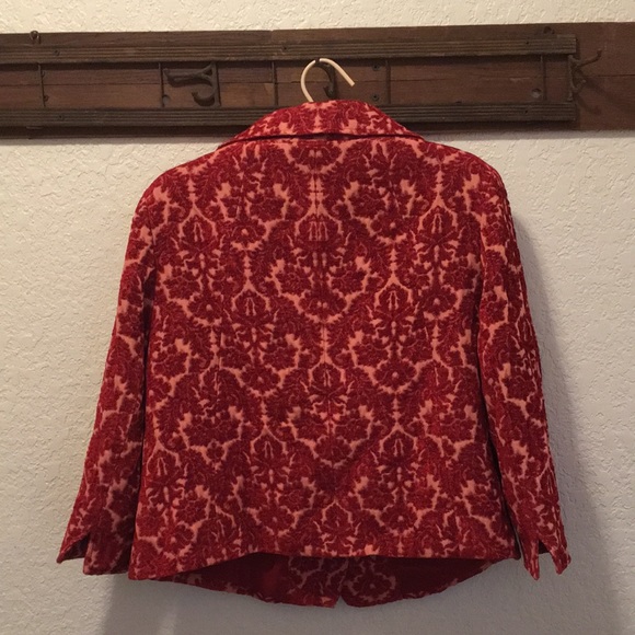 Jacket - Picture 2 of 3